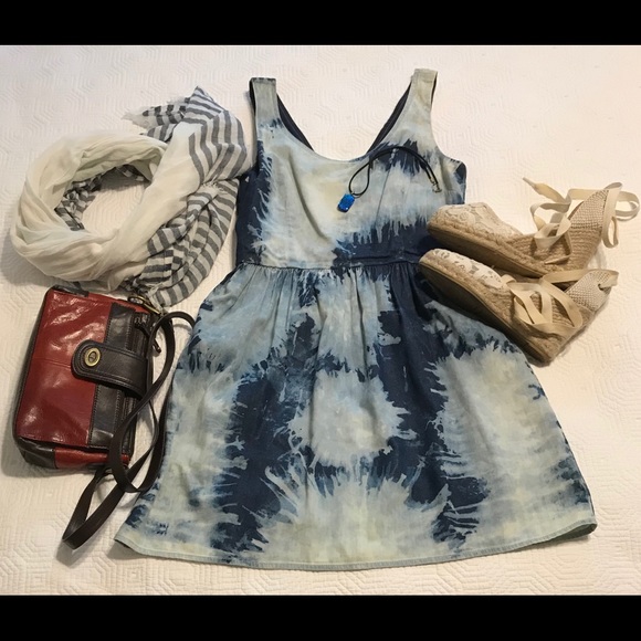 American Eagle Blue shades dress 👗 - Picture 2 of 2